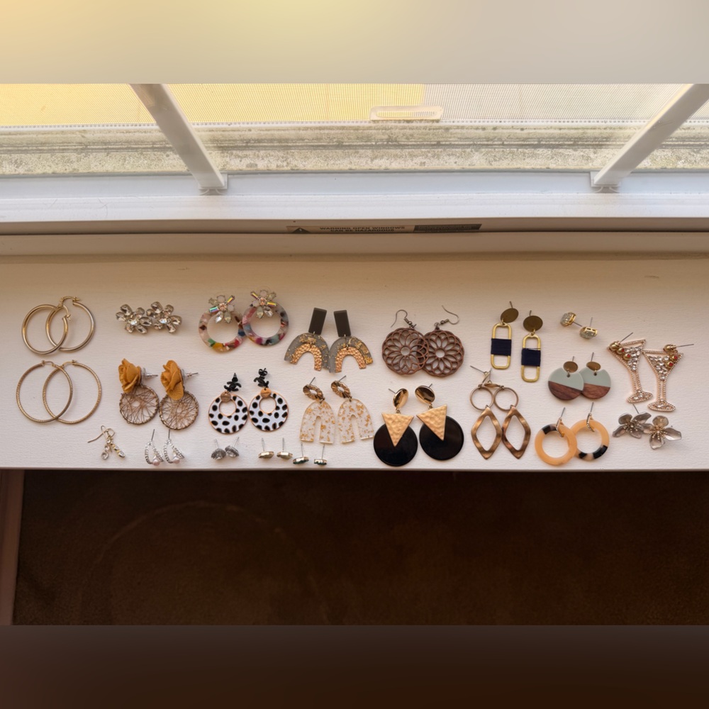 Assorted Women's Earrings Bundle